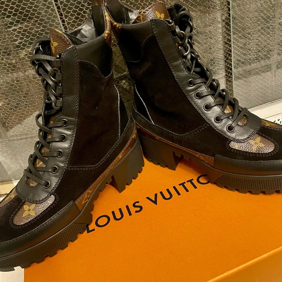 Louis Vuitton Suede Calfskin Monogram Laureate Platform Desert boots size 37 - Picture 2 of 6